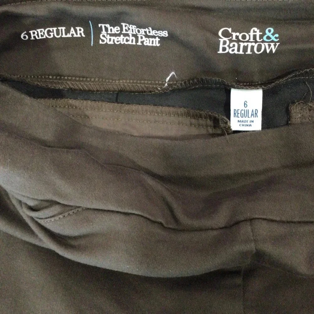 Croft & Barrow Chocolate Brown The Effortless Stretch Pant - Size 6